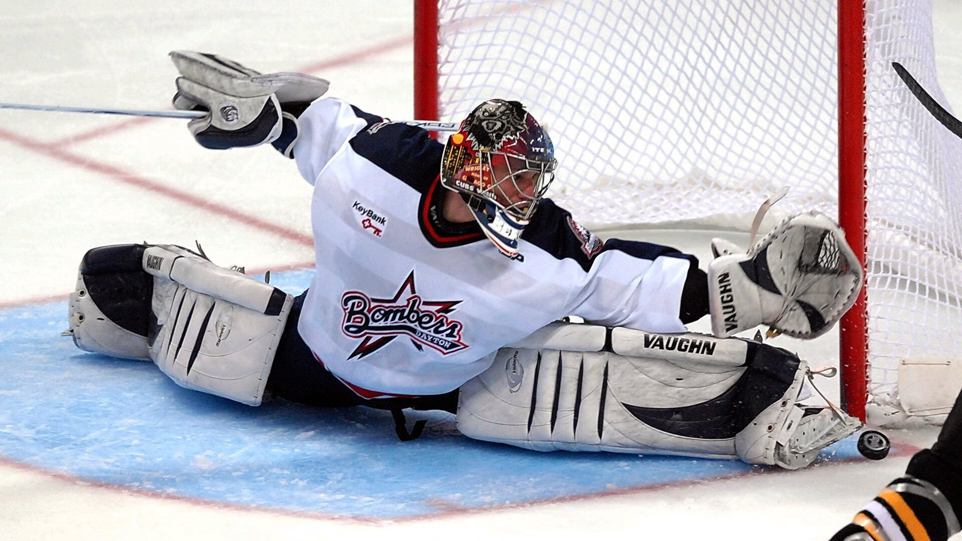 Scout遭遇二十持续失利,C9教练压力巨大!赢得满堂喝彩